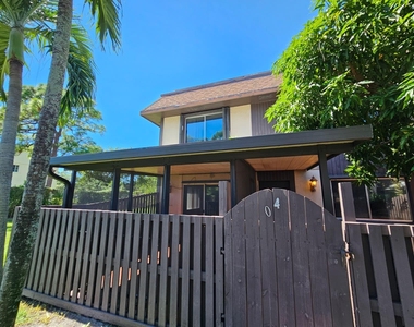 2148 Sherwood Forest Boulevard - Photo Thumbnail 1