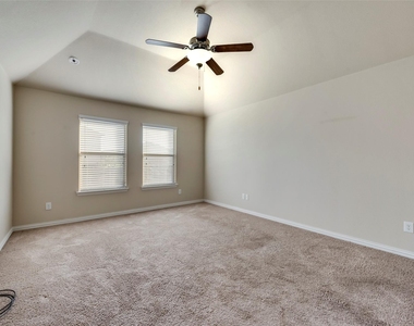 3456 Twin Pines Drive - Photo Thumbnail 7