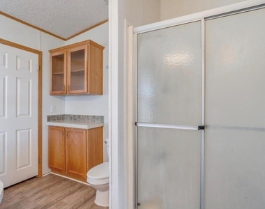 185 County Road 4869 - Photo Thumbnail 12
