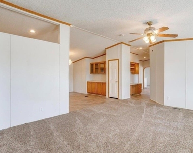 185 County Road 4869 - Photo Thumbnail 6