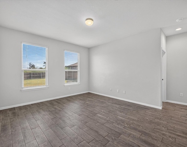 8812 Russano Road - Photo Thumbnail 14