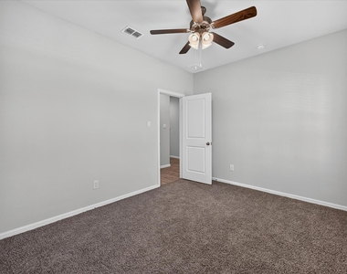 8812 Russano Road - Photo Thumbnail 22