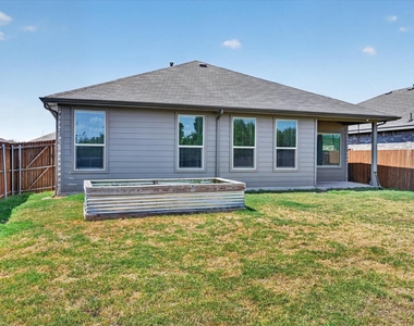 8812 Russano Road - Photo Thumbnail 5