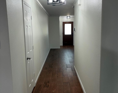 7429 Sienna Ridge Lane - Photo Thumbnail 1
