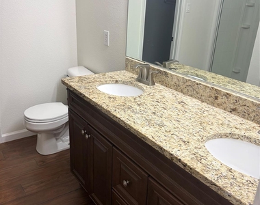 7429 Sienna Ridge Lane - Photo Thumbnail 14
