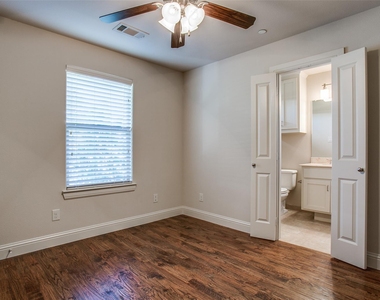 6136 Oram Street - Photo Thumbnail 11