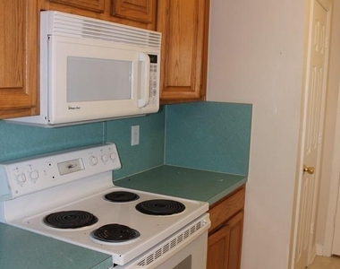 1303 S 5th Street - Photo Thumbnail 4