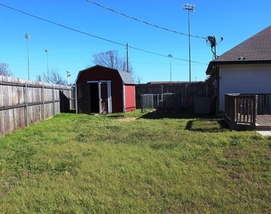 1303 S 5th Street - Photo Thumbnail 9