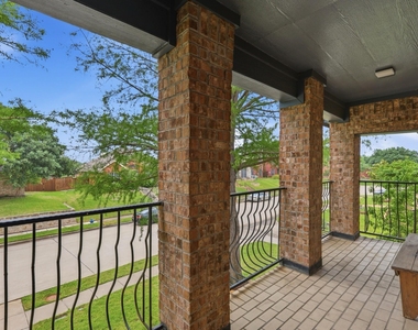 3705 Menard Drive - Photo Thumbnail 4