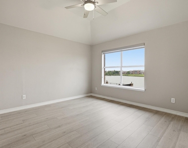 3705 Menard Drive - Photo Thumbnail 31
