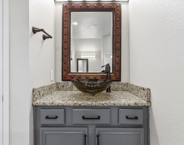 3705 Menard Drive - Photo Thumbnail 23