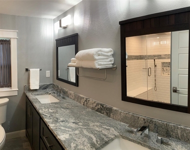 936 Jean Street - Photo Thumbnail 14