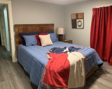 936 Jean Street - Photo Thumbnail 11