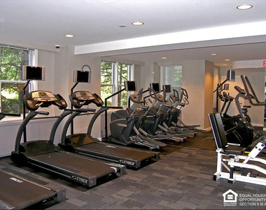 600 West 246th Street - Photo Thumbnail 3