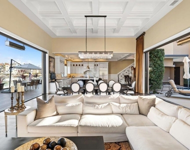 4490 Eastbourne Bay - Photo Thumbnail 8