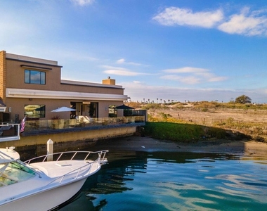 4490 Eastbourne Bay - Photo Thumbnail 20