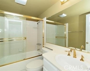 994 Bidwell - Photo Thumbnail 2