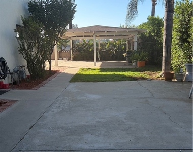 1742 La Mesa Oaks - Photo Thumbnail 27