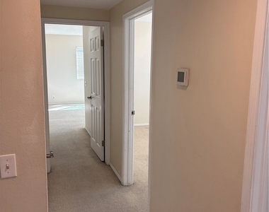1742 La Mesa Oaks - Photo Thumbnail 6