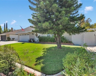 246 E Mission - Photo Thumbnail 4
