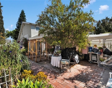 246 E Mission - Photo Thumbnail 46