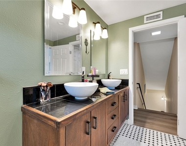 246 E Mission - Photo Thumbnail 38