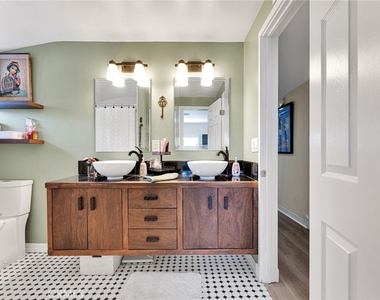 246 E Mission - Photo Thumbnail 37