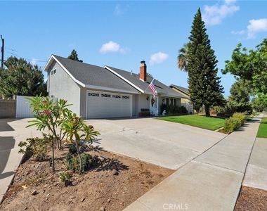 246 E Mission - Photo Thumbnail 2