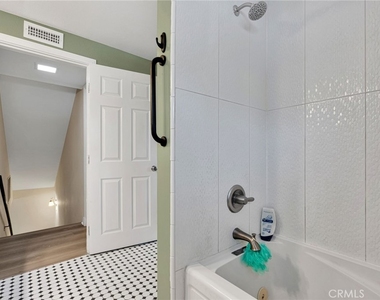 246 E Mission - Photo Thumbnail 39