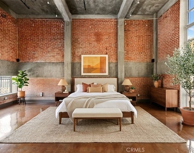 312 W 5th Street - Photo Thumbnail 12