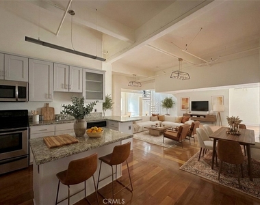 312 W 5th Street - Photo Thumbnail 9