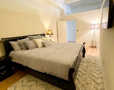 312 W 5th Street - Photo Thumbnail 3
