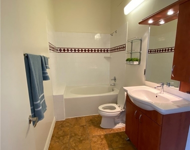 312 W 5th Street - Photo Thumbnail 14