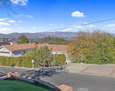 22444 Venido - Photo Thumbnail 21