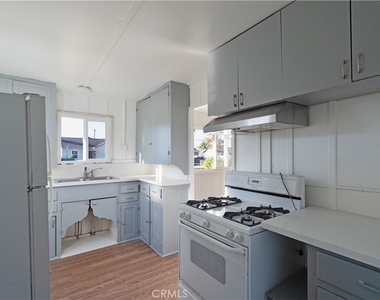 335 Wolff - Photo Thumbnail 6