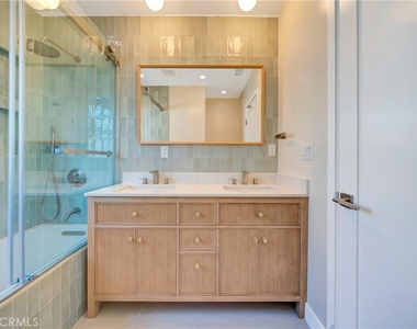 4419 Tyrone Street - Photo Thumbnail 19