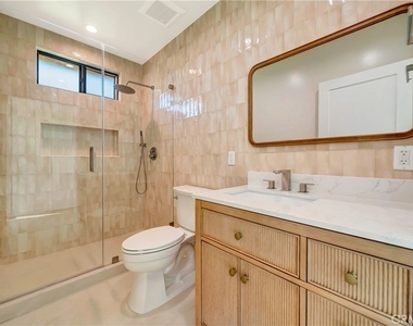 4419 Tyrone Street - Photo Thumbnail 30