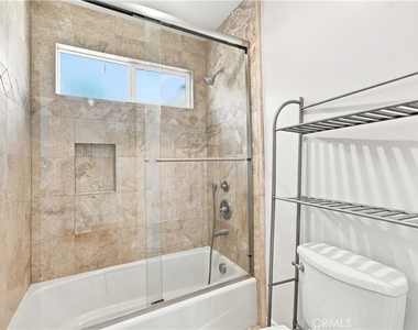 5017 Rubio Avenue - Photo Thumbnail 22