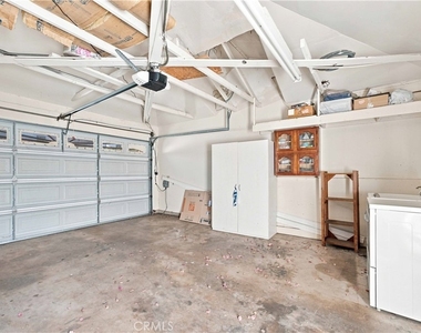 5017 Rubio Avenue - Photo Thumbnail 30
