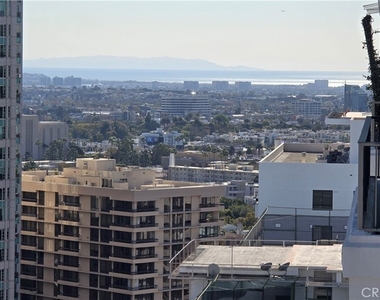 10501 Wilshire Boulevard - Photo Thumbnail 2