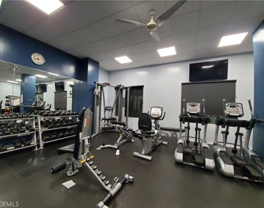 10501 Wilshire Boulevard - Photo Thumbnail 5
