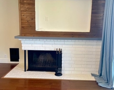 745 Main Street - Photo Thumbnail 5