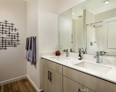 27883 S S Rainbow Drive Drive - Photo Thumbnail 8