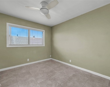 417 N Broadway - Photo Thumbnail 7