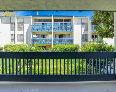 611 S Prospect - Photo Thumbnail 1