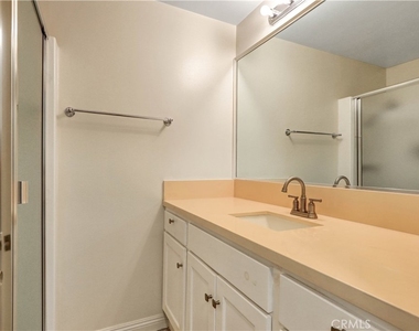 611 S Prospect - Photo Thumbnail 21