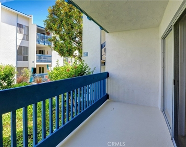 611 S Prospect - Photo Thumbnail 3