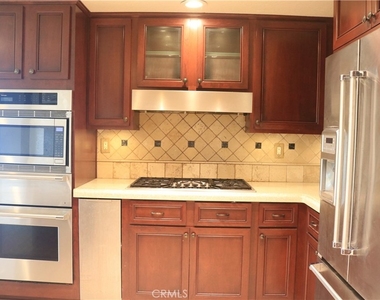 4310 E Terra Vista Ln - Photo Thumbnail 8