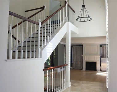 4310 E Terra Vista Ln - Photo Thumbnail 4