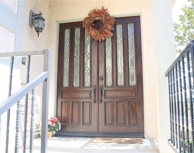 4310 E Terra Vista Ln - Photo Thumbnail 3